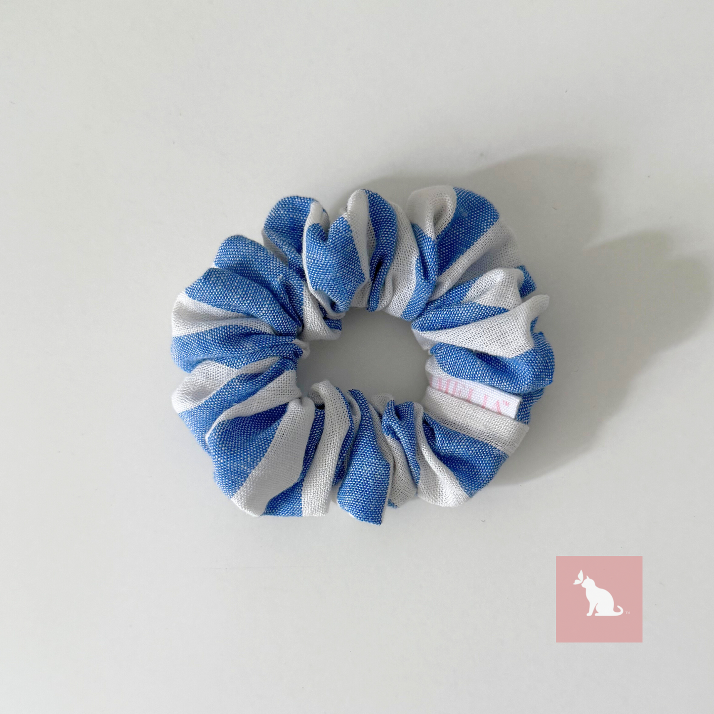 Handmade Linen Scrunchie – Soft, Timeless Hair Accessory