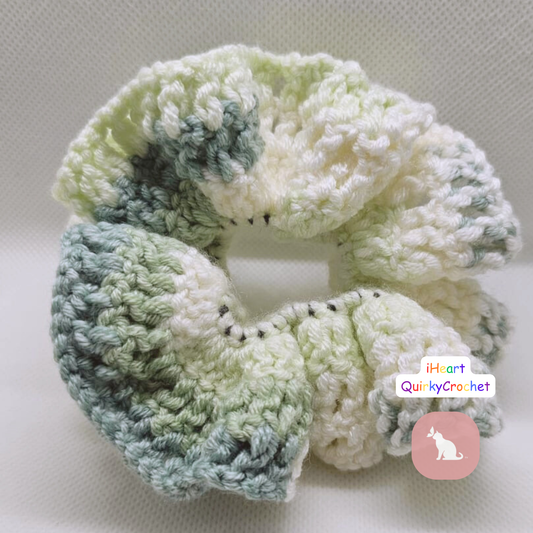 Crochet Scrunchie – Mint Meadow